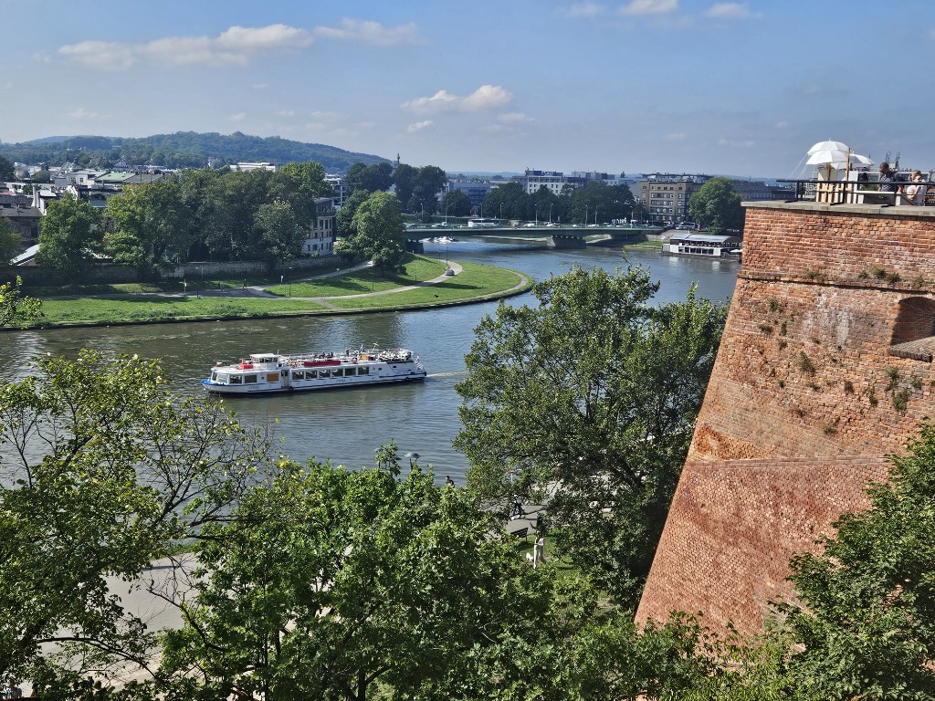 20250909_143833_copy_1024x768 (3).jpg